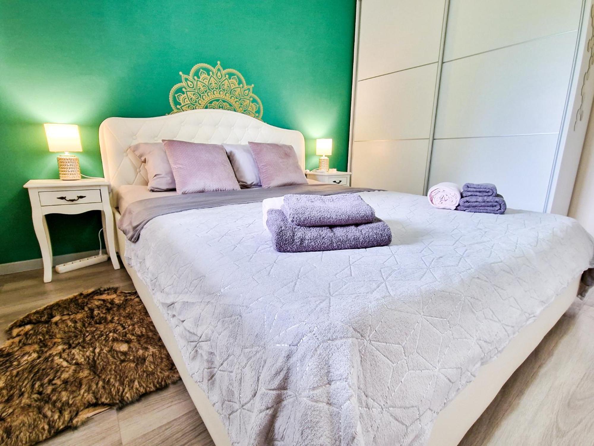 Mobius - Cozy Bacvice Apartment Split Buitenkant foto